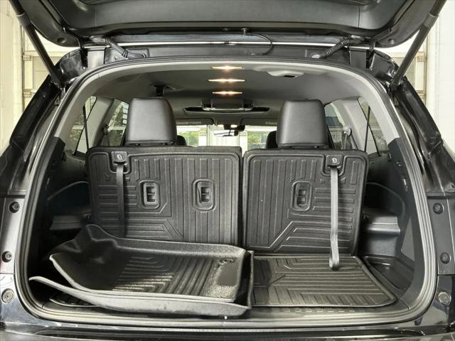 2021 Honda Pilot AWD Touring 8 Passenger