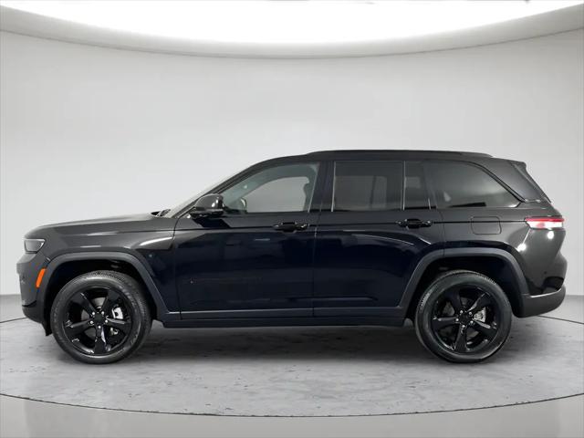 2023 Jeep Grand Cherokee Altitude 4x4