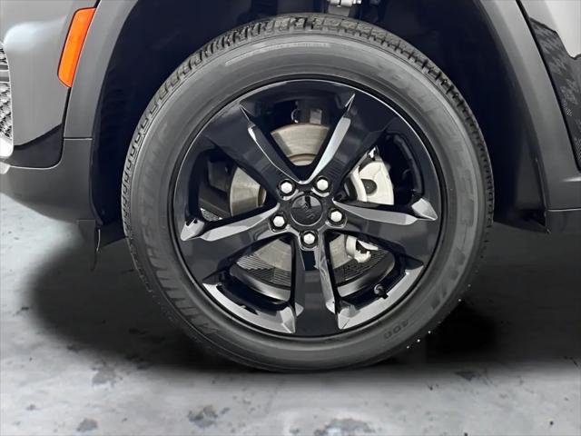 2023 Jeep Grand Cherokee Altitude 4x4