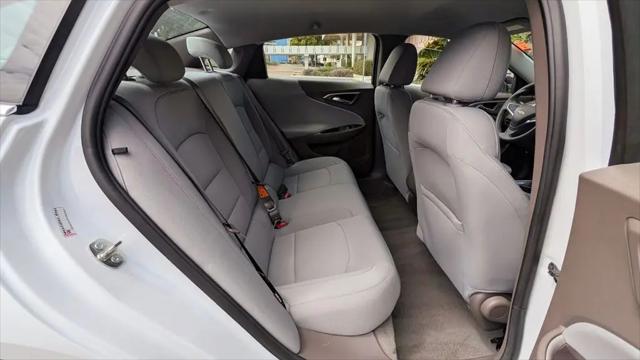 2023 Chevrolet Malibu FWD 1FL