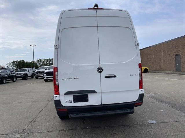 2025 Mercedes-Benz Sprinter 2500 Standard Roof 4-Cyl Diesel