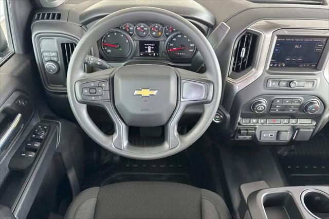 2026 Chevrolet Silverado 3500HD Double Cab, Long Bed, WT Dual Rear Wheel, RWD