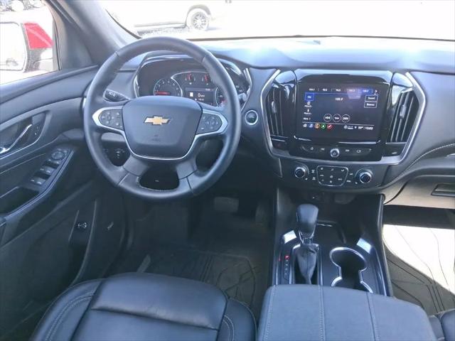 2023 Chevrolet Traverse AWD LT Leather