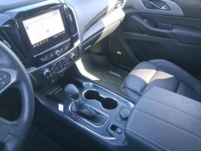 2023 Chevrolet Traverse AWD LT Leather
