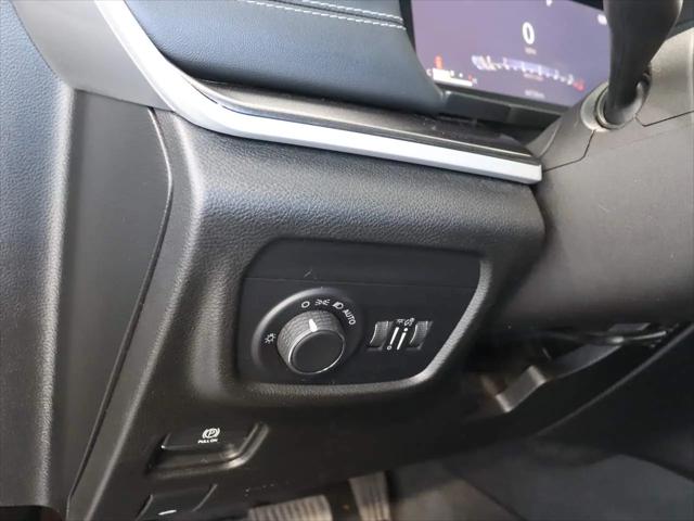 2023 Jeep Grand Cherokee L Laredo 4x4