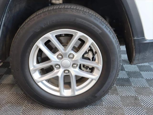 2023 Jeep Grand Cherokee L Laredo 4x4