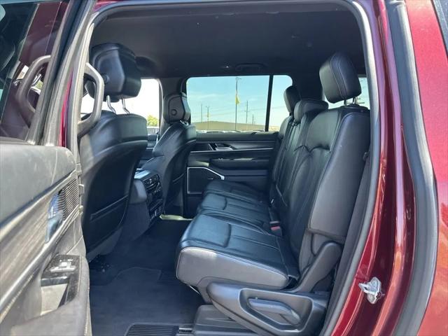 2023 Jeep Wagoneer Series II 4x4