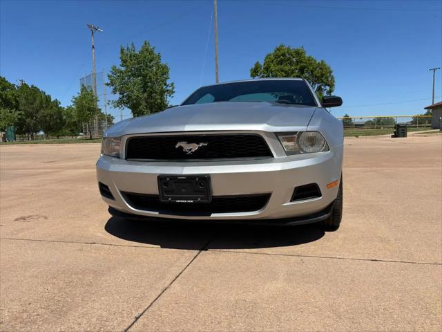 2011 Ford Mustang V6