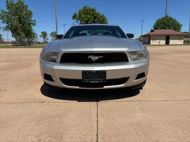 2011 Ford Mustang V6