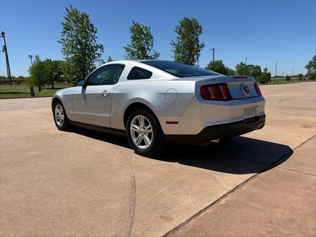 2011 Ford Mustang V6