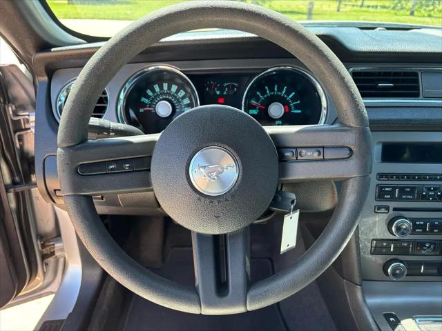 2011 Ford Mustang V6