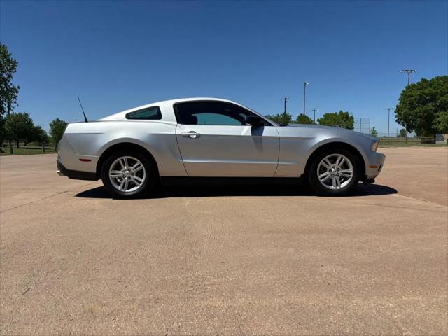 2011 Ford Mustang V6
