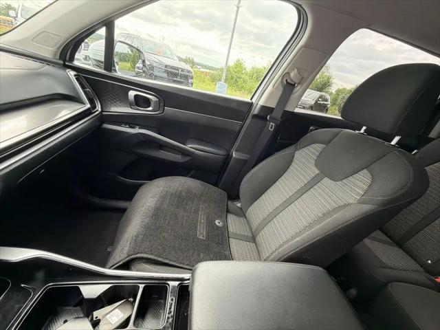 2024 Kia Sorento LX