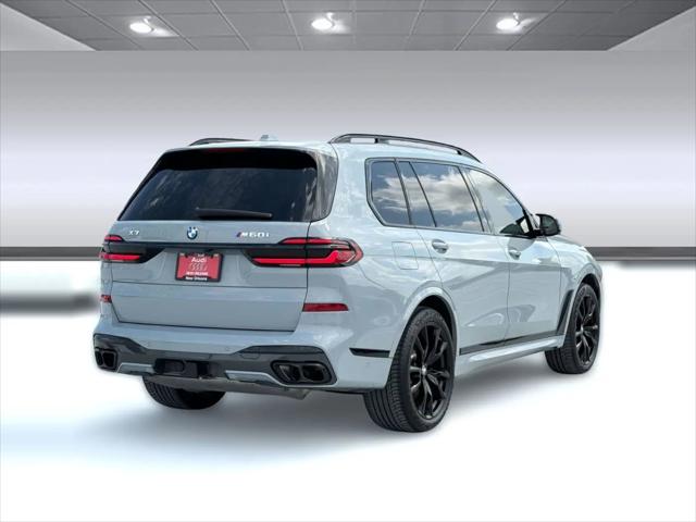 2025 BMW X7 M60i