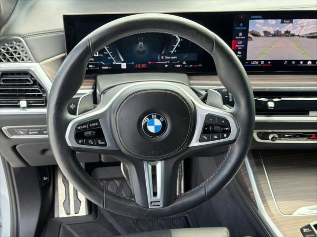 2025 BMW X7 M60i