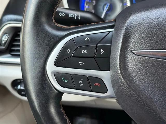 2017 Chrysler Pacifica Touring-L