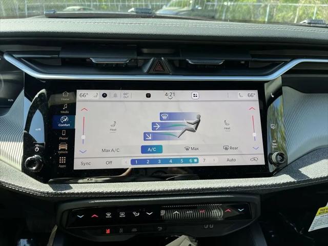 2026 Jeep Cherokee Laredo 4x4