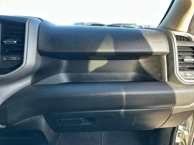 2019 Ram 3500 Tradesman Crew Cab 4x4 8' Box