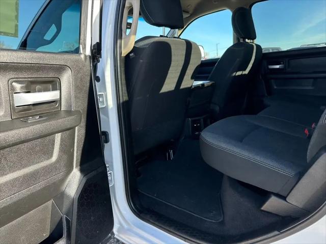 2019 Ram 3500 Tradesman Crew Cab 4x4 8' Box