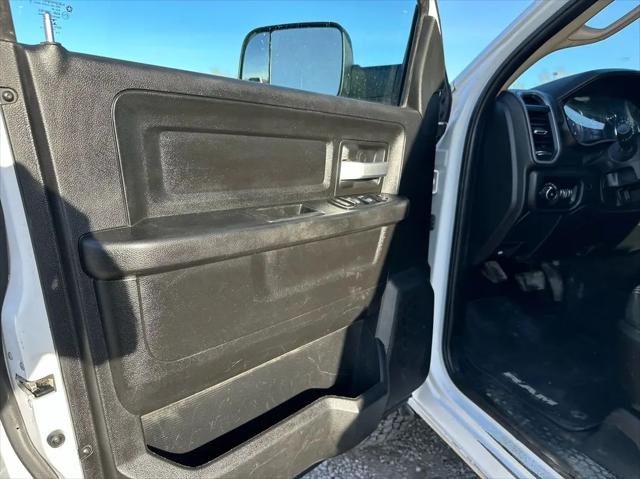 2019 Ram 3500 Tradesman Crew Cab 4x4 8' Box