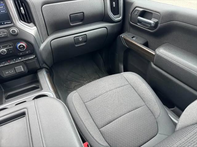 2021 Chevrolet Silverado 1500 4WD Crew Cab Short Bed RST