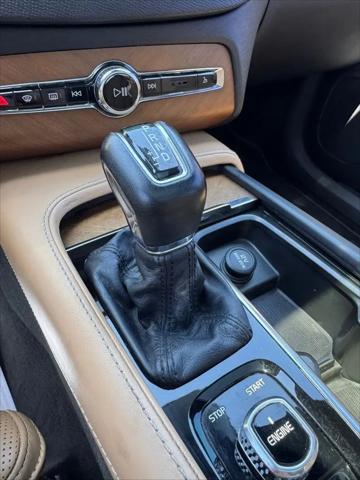 2017 Volvo XC90 T6 Inscription
