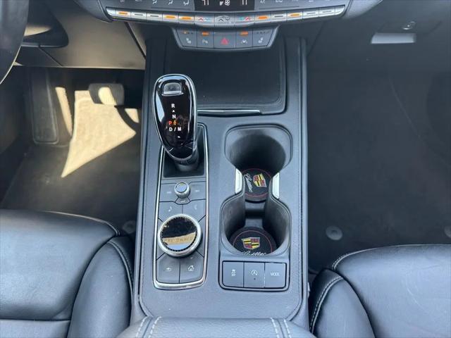 2023 Cadillac XT4 AWD Premium Luxury
