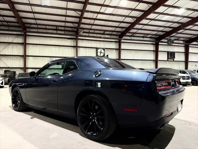 2016 Dodge Challenger SXT