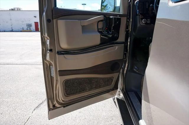 2017 Chevrolet Express Work Van
