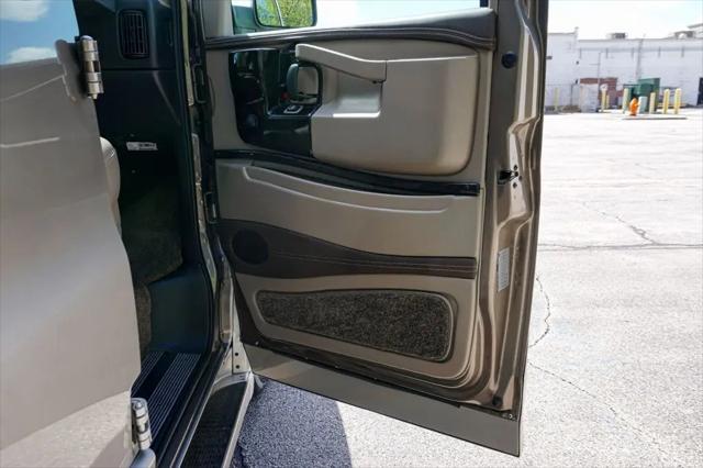 2017 Chevrolet Express Work Van