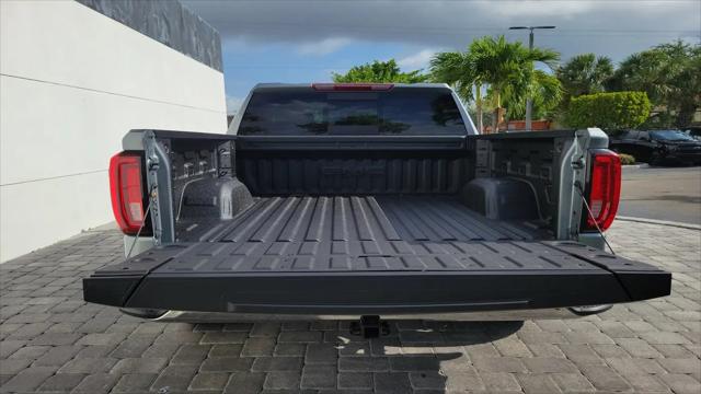 2026 GMC Sierra 1500 Crew Cab, Short Bed, SLT, RWD