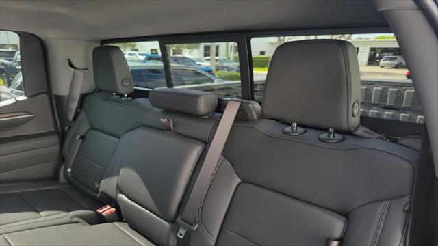 2026 GMC Sierra 1500 Crew Cab, Short Bed, SLT, RWD