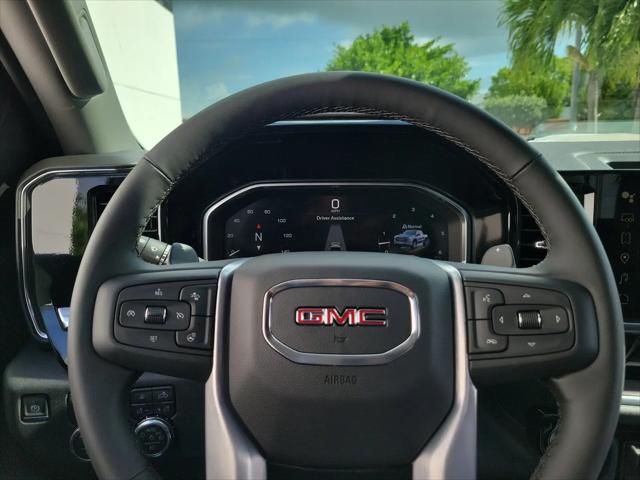 2026 GMC Sierra 1500 Crew Cab, Short Bed, SLT, RWD