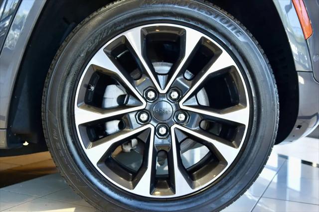 2023 Jeep Grand Cherokee Overland 4x4