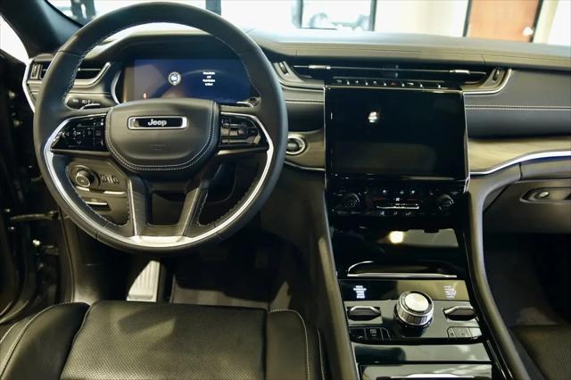 2023 Jeep Grand Cherokee Overland 4x4