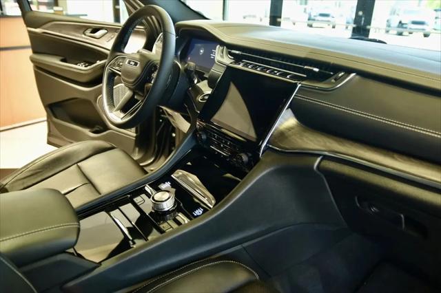 2023 Jeep Grand Cherokee Overland 4x4