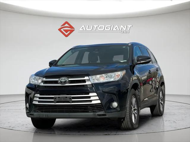 2019 Toyota Highlander XLE for sale in Indianapolis, IN