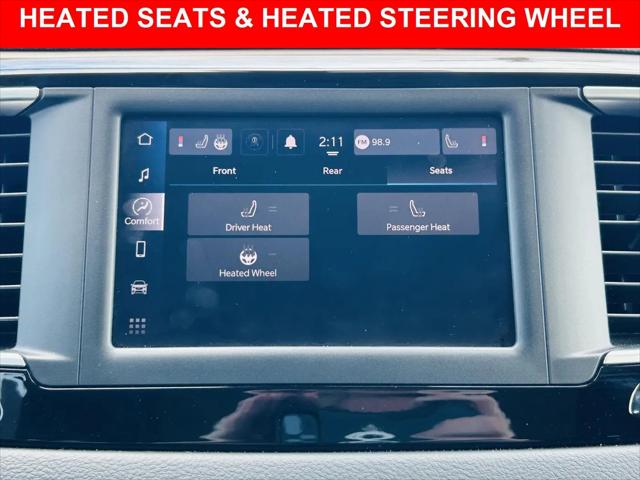 2023 Chrysler Voyager LX