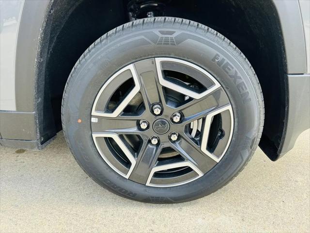 2026 Jeep Cherokee Laredo 4x4