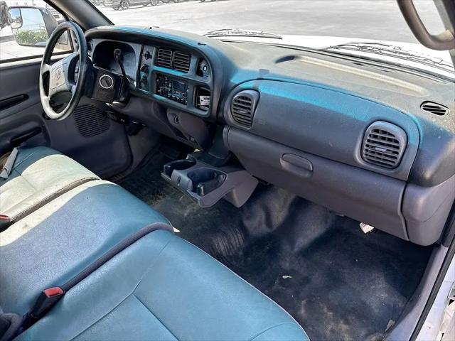 2001 Dodge Ram 3500 Base