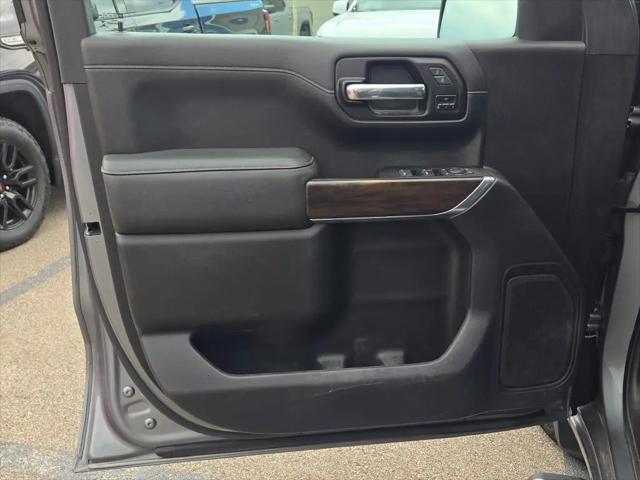 2022 GMC Sierra 1500 Limited 4WD Crew Cab Standard Box SLT