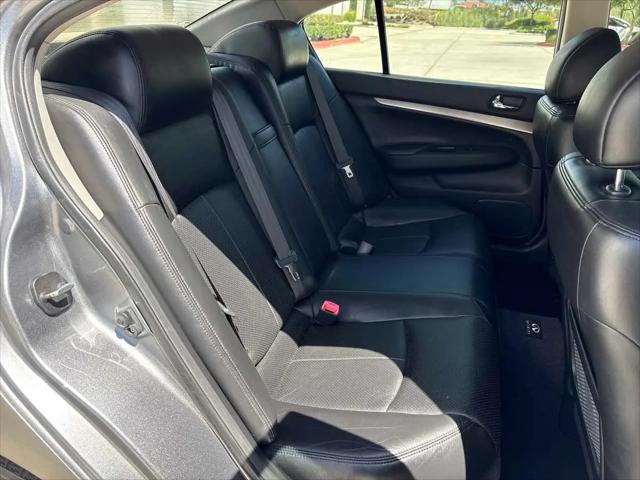 2011 INFINITI G37 Journey