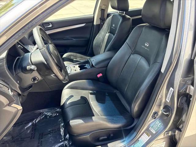 2011 INFINITI G37 Journey