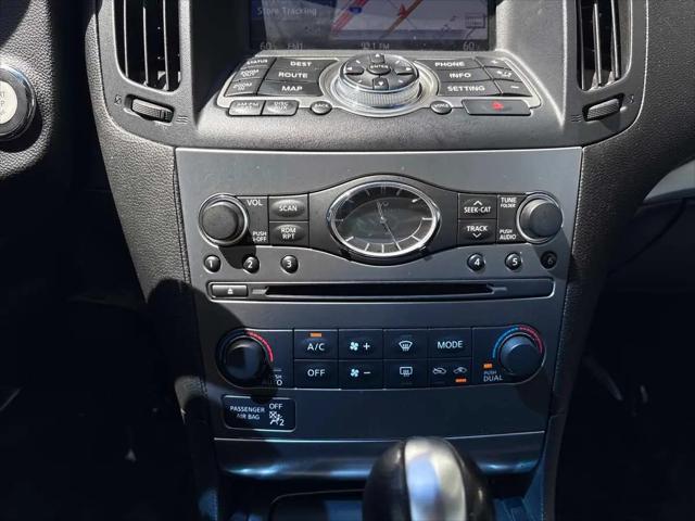 2011 INFINITI G37 Journey