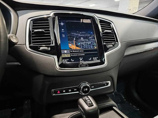 2021 Volvo XC90 T6 Inscription 7 Passenger