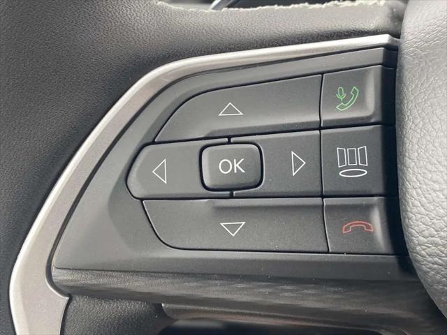 2026 Jeep Grand Cherokee L Altitude 4x2
