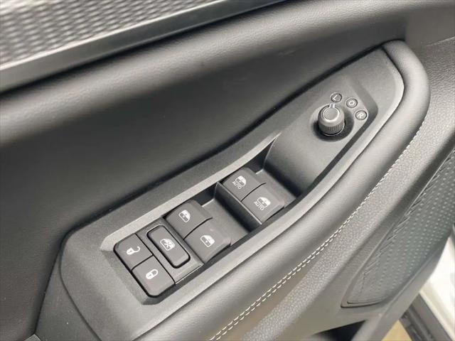 2026 Jeep Grand Cherokee L Altitude 4x2