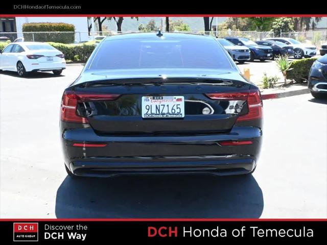2024 Volvo S60 B5 Plus Black Edition