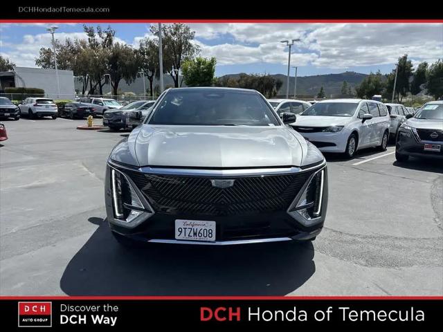 2025 Cadillac iQ Luxury 1 RWD
