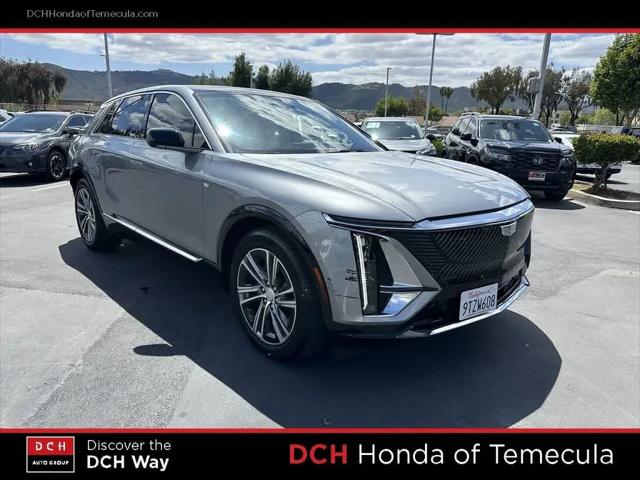 2025 Cadillac iQ Luxury 1 RWD